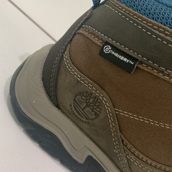 Womens Timberland Hiking Boots - Picture 3 of 12